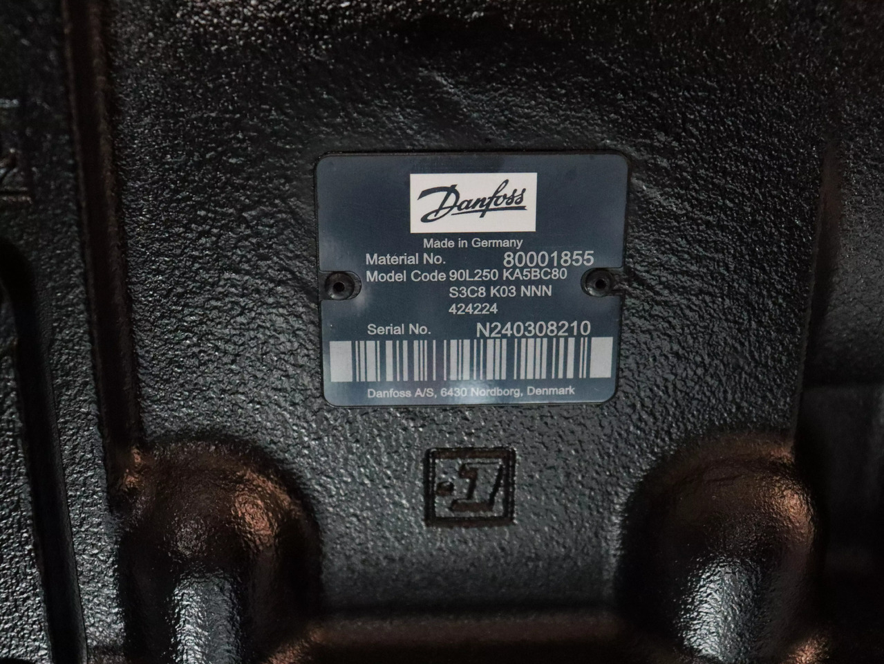 DANFOSS 90L250 KA5BC80 S3C8 K03 NNN 424224 - Hydraulic pump for Material handling equipment: picture 4 DANFOSS 90L250 KA5BC80 S3C8 K03 NNN 424224 - Hydraulic pump for Material handling equipment: picture 4
