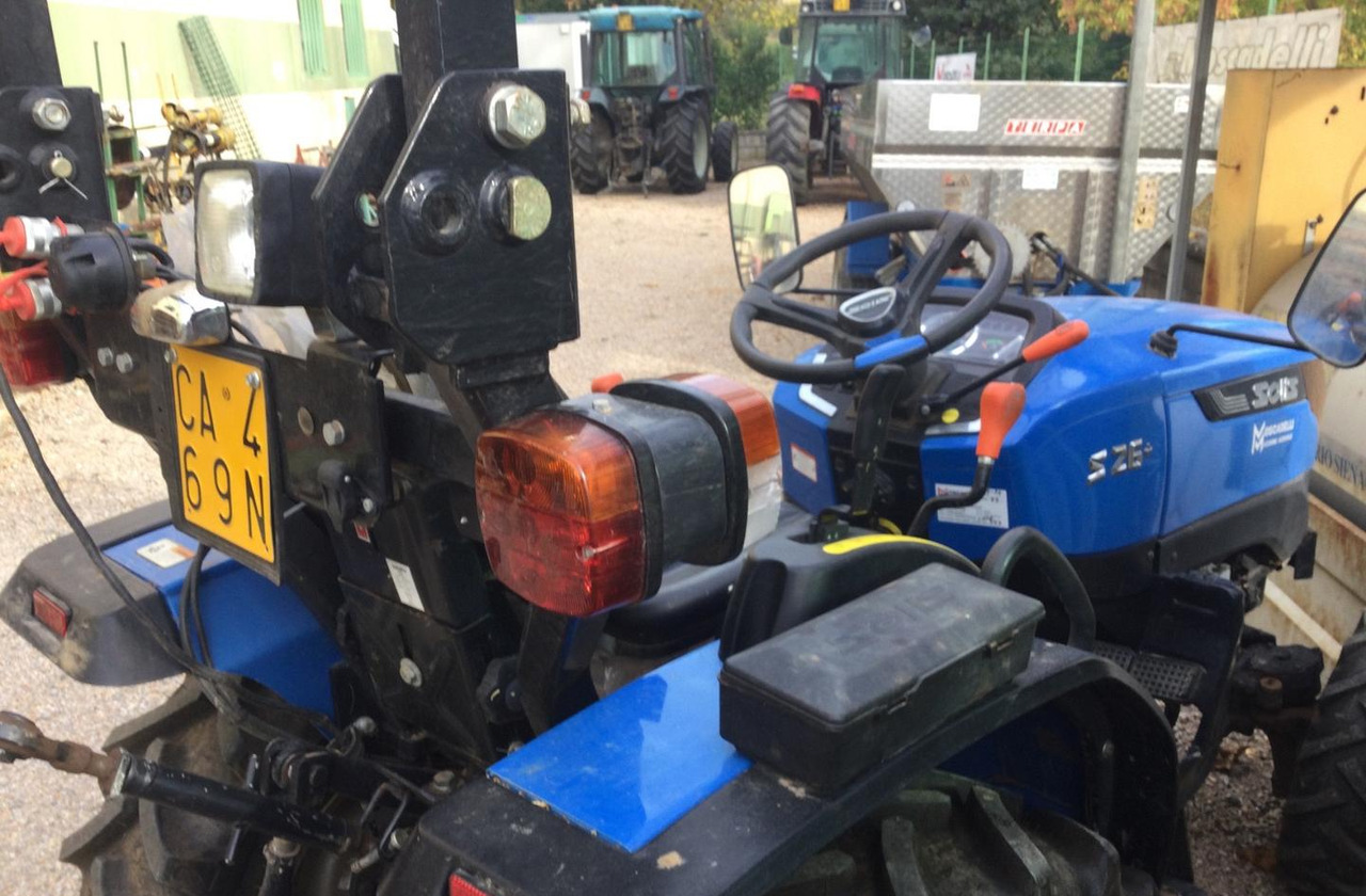 Solis 26 - Farm tractor: picture 4 Solis 26 - Farm tractor: picture 4