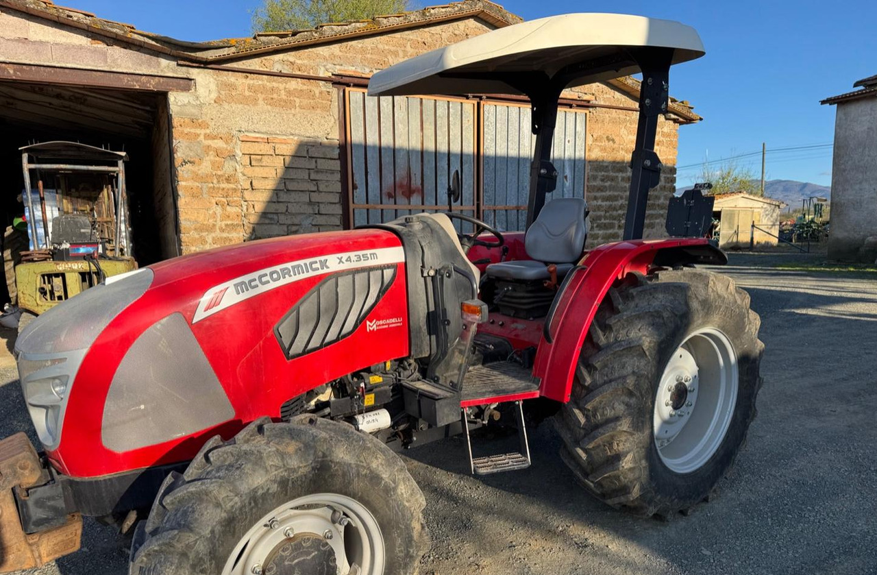 Trattore - Farm tractor: picture 3 Trattore - Farm tractor: picture 3