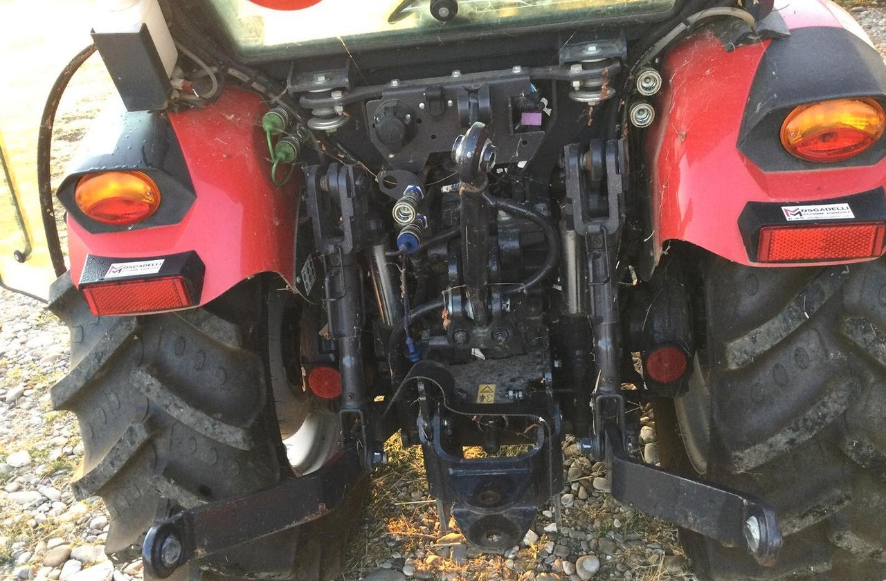 Trattore frutteto - Farm tractor: picture 2 Trattore frutteto - Farm tractor: picture 2