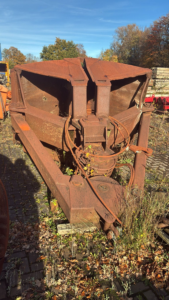 Liebherr Volvo Komatsu Volvo 460 Liebherr R944 R952 R974 KOMATSU PC1250 - Excavator bucket for Crawler excavator: picture 3 Liebherr Volvo Komatsu Volvo 460 Liebherr R944 R952 R974 KOMATSU PC1250 - Excavator bucket for Crawler excavator: picture 3