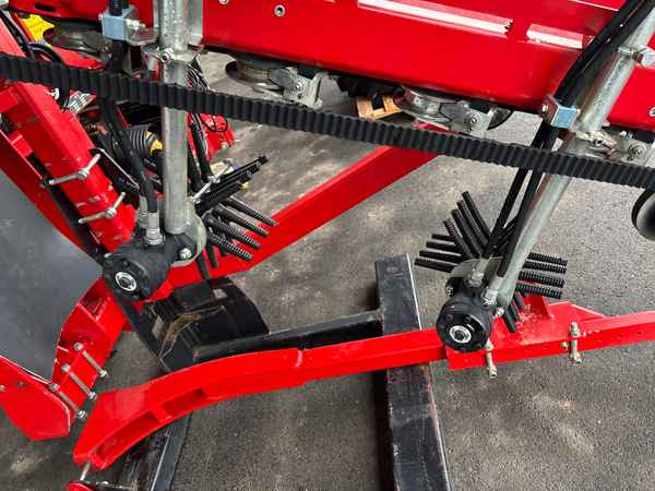 ASA-Lift Combi-1010 E - Grape harvesting machine: picture 3 ASA-Lift Combi-1010 E - Grape harvesting machine: picture 3