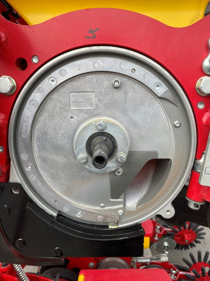 Grimme MATRIX 1800 - Seed drill: picture 5 Grimme MATRIX 1800 - Seed drill: picture 5