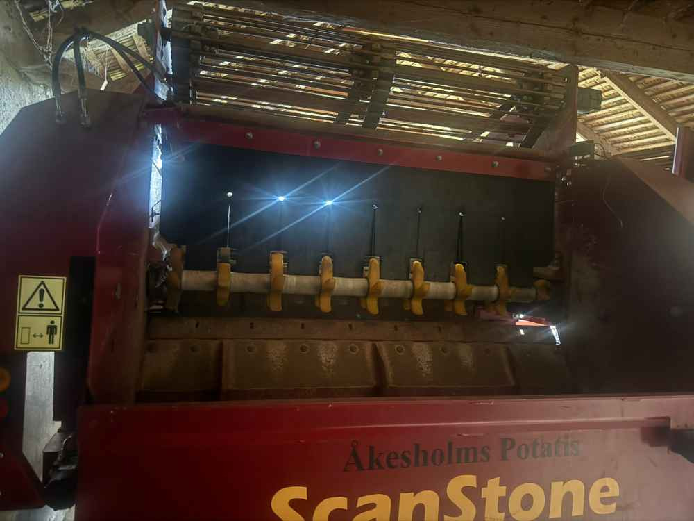Scanstone 4215 WDH - Potato harvester: picture 3 Scanstone 4215 WDH - Potato harvester: picture 3