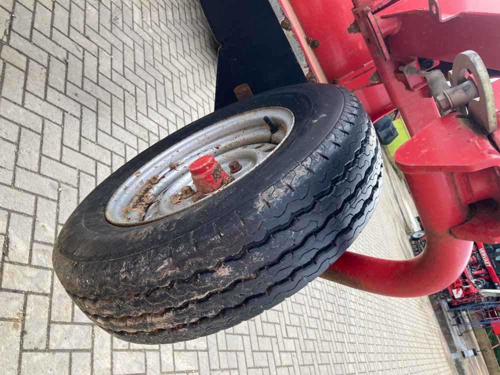 Grimme Grimme HT 210 Front Mounted Self-Propelled Topper - Harvester: picture 4 Grimme Grimme HT 210 Front Mounted Self-Propelled Topper - Harvester: picture 4