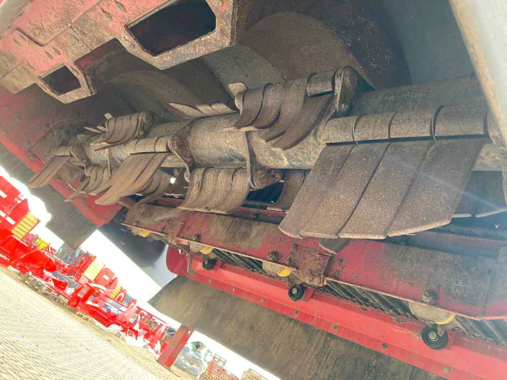 Grimme Grimme HT 210 Front Mounted Self-Propelled Topper - Harvester: picture 2 Grimme Grimme HT 210 Front Mounted Self-Propelled Topper - Harvester: picture 2