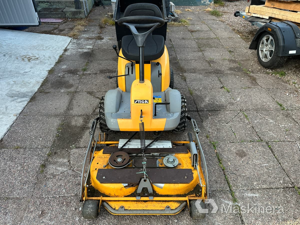 Åkgräsklippare Stiga Villa 12 med tillbehör - Garden mower: picture 5 Åkgräsklippare Stiga Villa 12 med tillbehör - Garden mower: picture 5