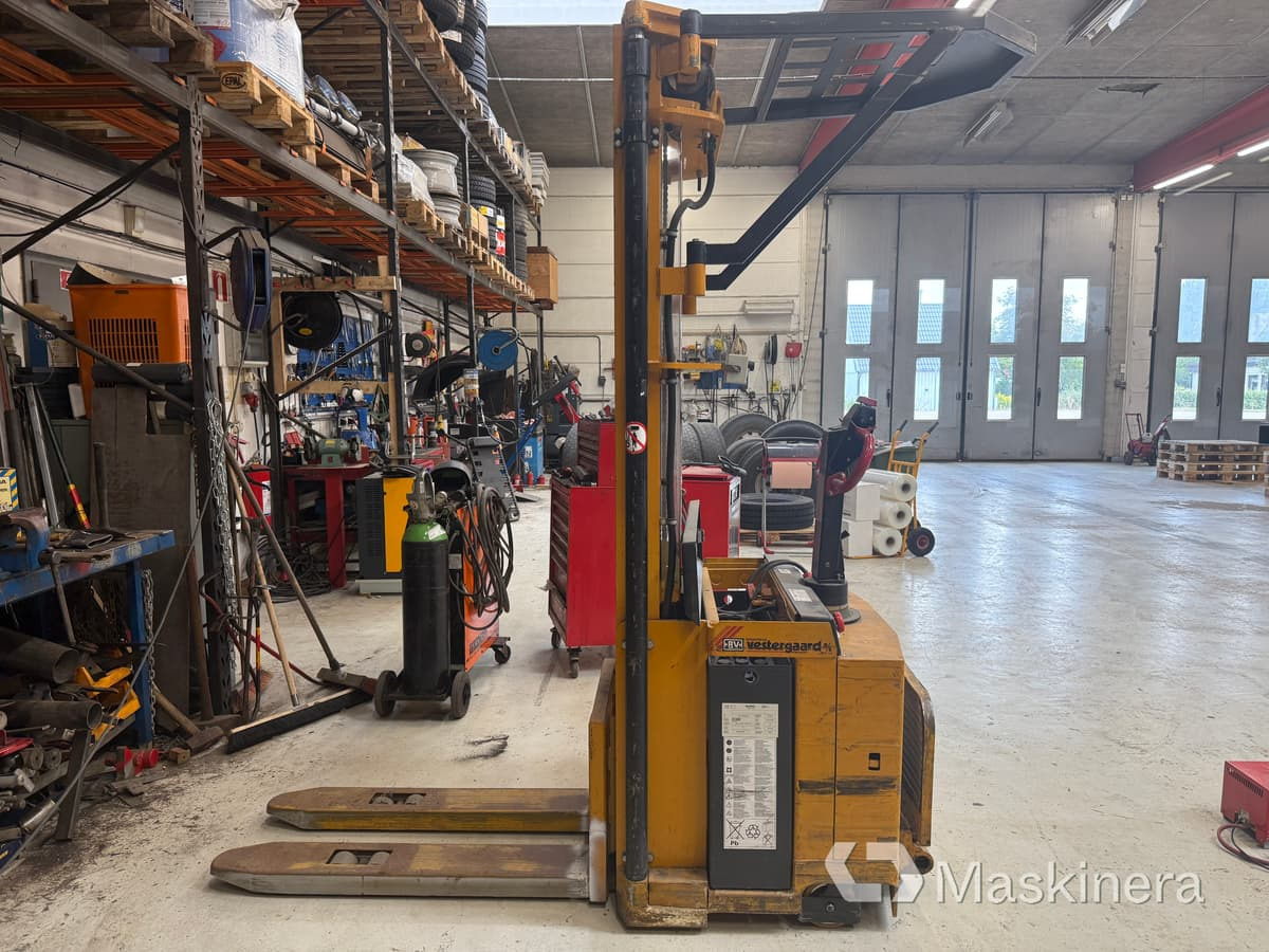 BV S12i - FFTL Ståstaplare BV S12i - Stacker: picture 2 BV S12i - FFTL Ståstaplare BV S12i - Stacker: picture 2