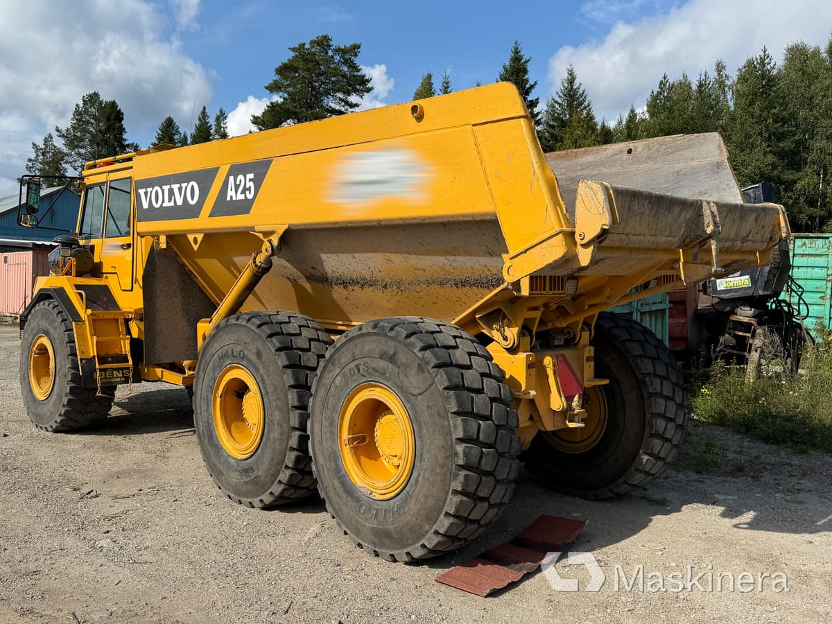 Dumper Volvo A25C - Articulated dumper: picture 3 Dumper Volvo A25C - Articulated dumper: picture 3