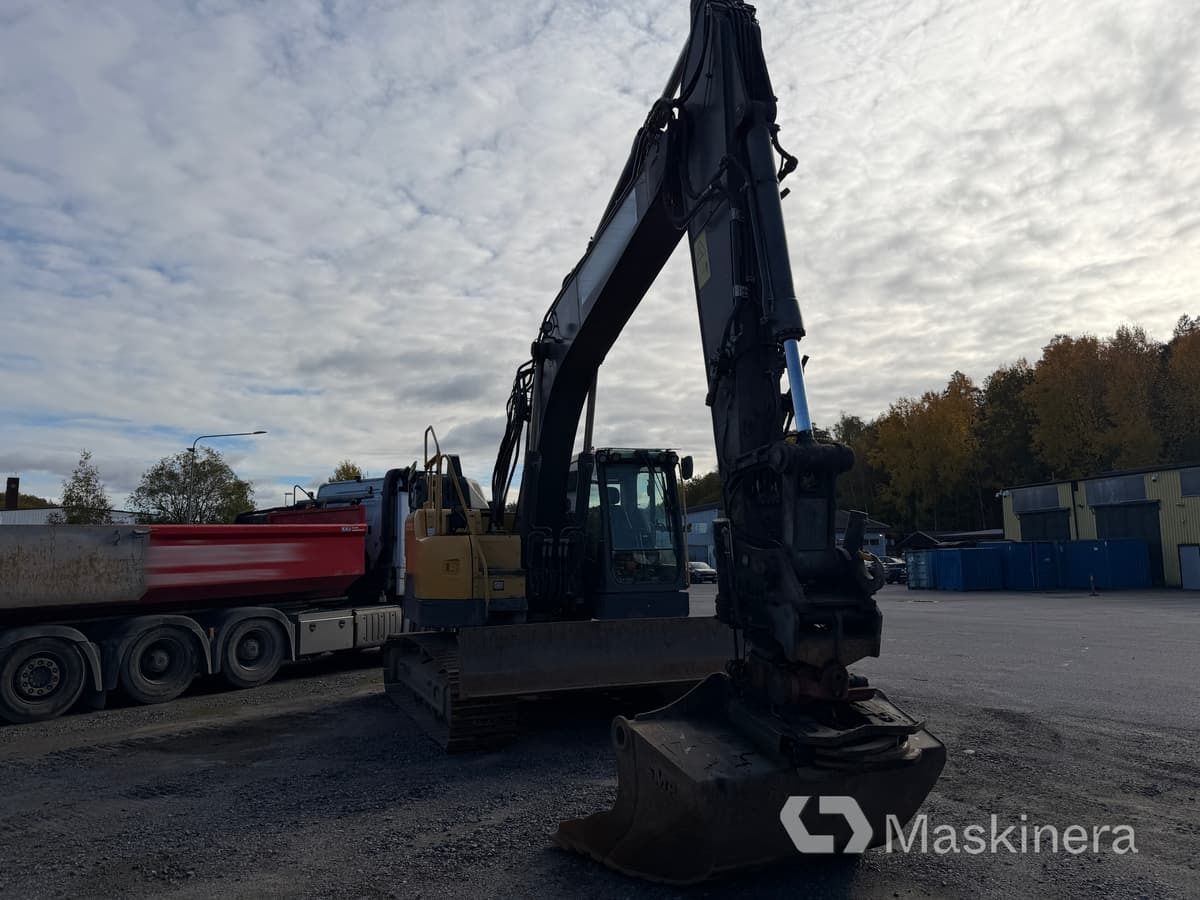 Grävmaskin Vovlo ECR235EL - Crawler excavator: picture 2 Grävmaskin Vovlo ECR235EL - Crawler excavator: picture 2