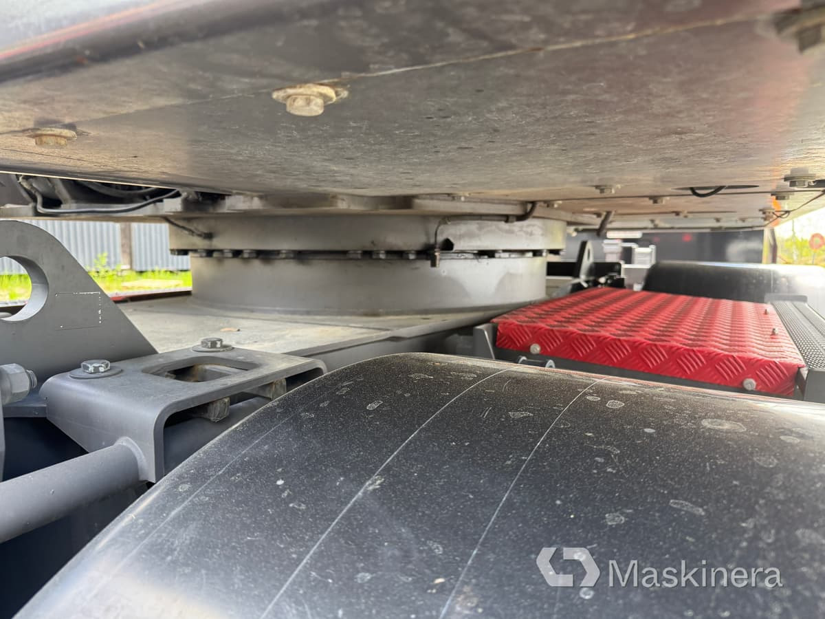 Crawler excavator Hjulgrävare Volvo EW160E med kärra: picture 36