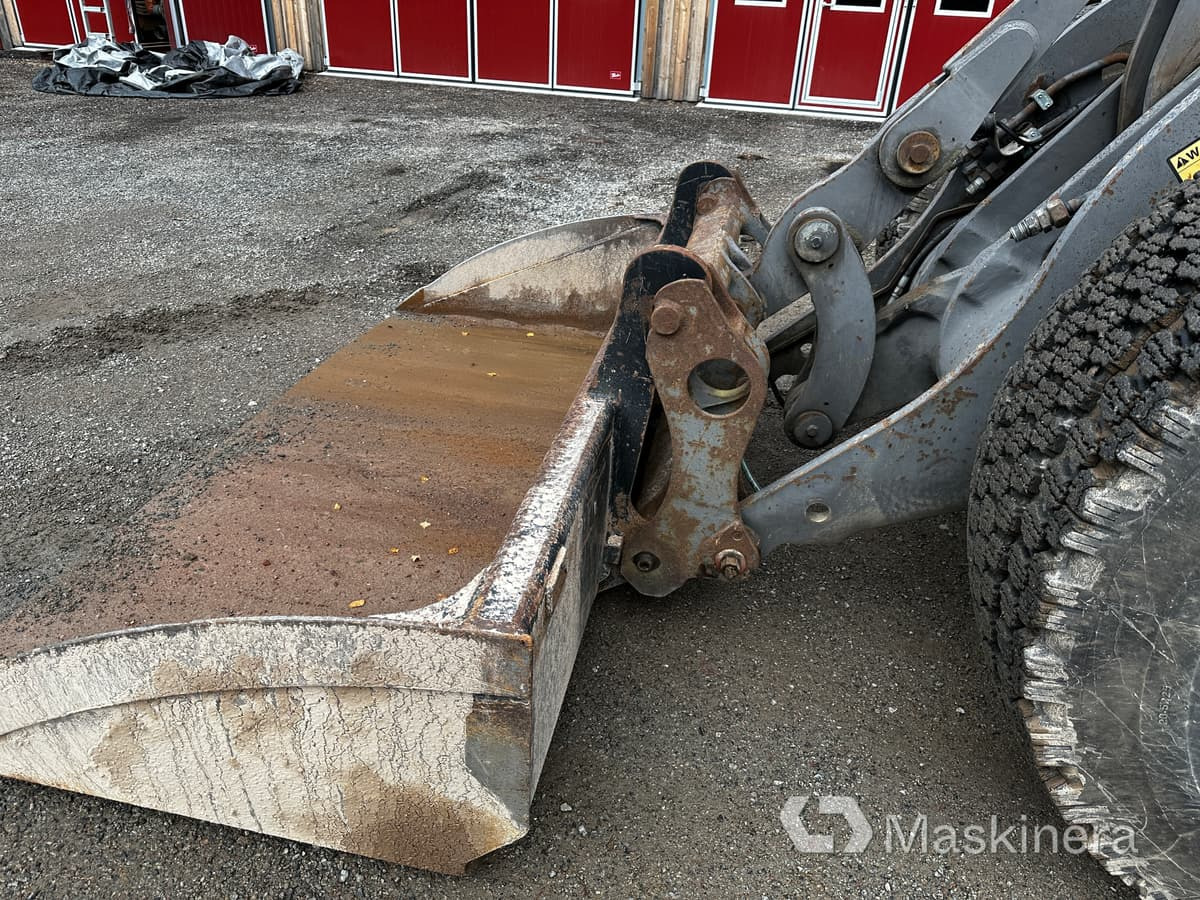 Wheel loader Hjullastare Volvo L70D: picture 33
