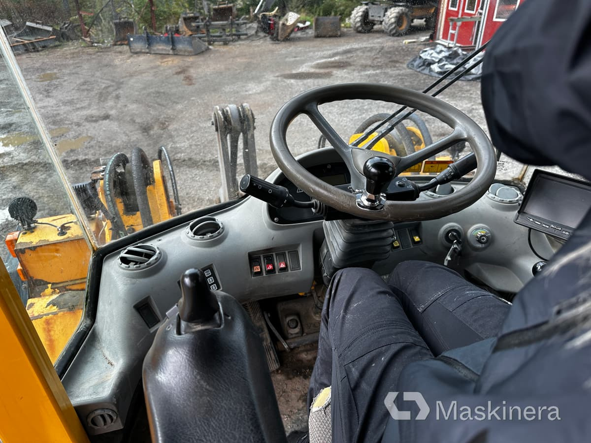 Wheel loader Hjullastare Volvo L70D: picture 29