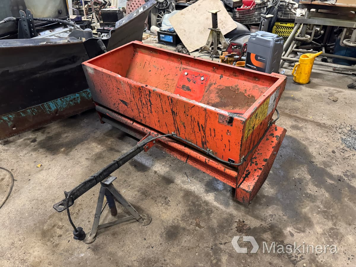 Sandspridare Husqvarna Kova S1001 - Sand/ Salt spreader: picture 5 Sandspridare Husqvarna Kova S1001 - Sand/ Salt spreader: picture 5