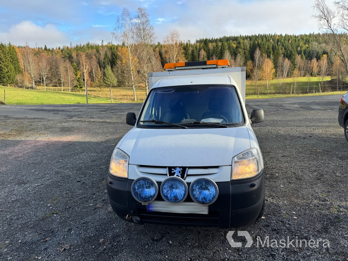 Skåpbil Peugeot Partner 1.6 HDI - Small van: picture 2 Skåpbil Peugeot Partner 1.6 HDI - Small van: picture 2