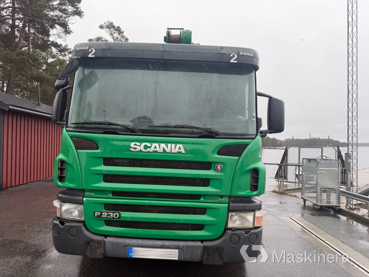 Sopbil Scania P230 - Garbage truck: picture 2 Sopbil Scania P230 - Garbage truck: picture 2