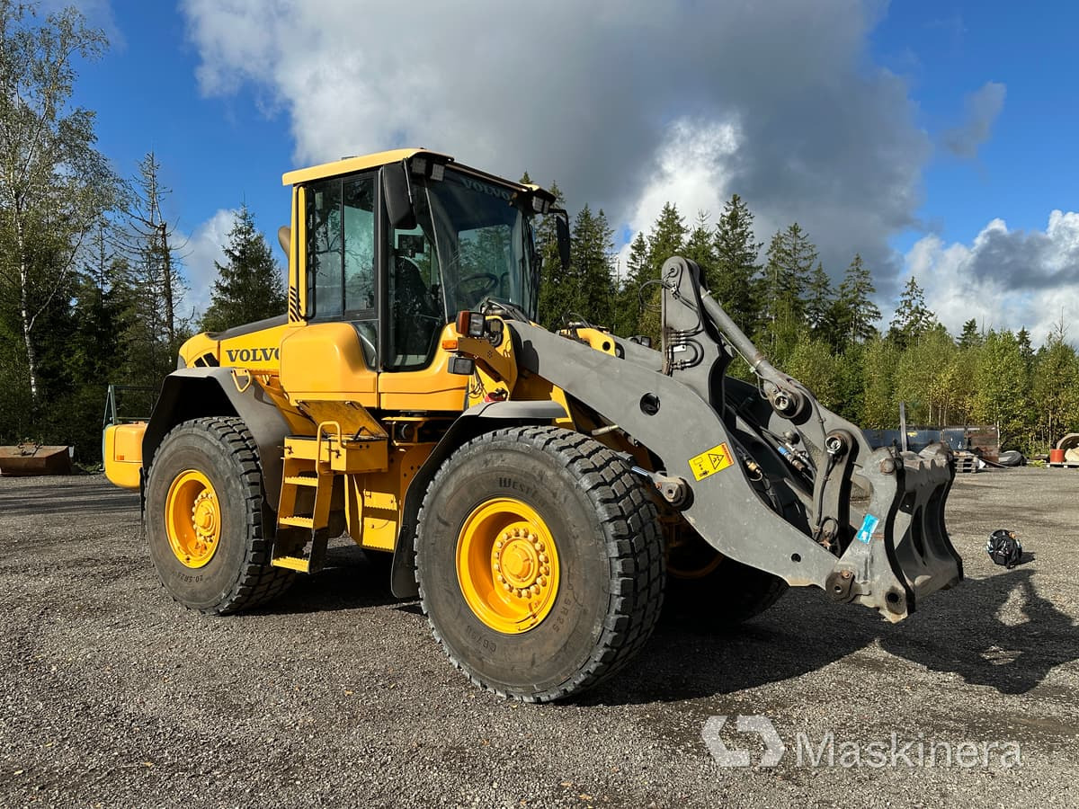 Volvo L90F Hjullastare Volvo L90F - Wheel loader: picture 1 Volvo L90F Hjullastare Volvo L90F - Wheel loader: picture 1