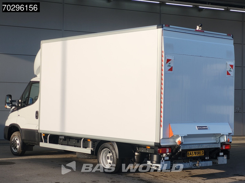 Iveco Daily 35C18 XXL 1000KG Laadklep 3.0L Automaat 3,5t Trekhaak Luchtvering Zijdeur Dubbellucht Bakwagen 180PK LED Airco Cruise Camera Par - Box van: picture 2 Iveco Daily 35C18 XXL 1000KG Laadklep 3.0L Automaat 3,5t Trekhaak Luchtvering Zijdeur Dubbellucht Bakwagen 180PK LED Airco Cruise Camera Par - Box van: picture 2
