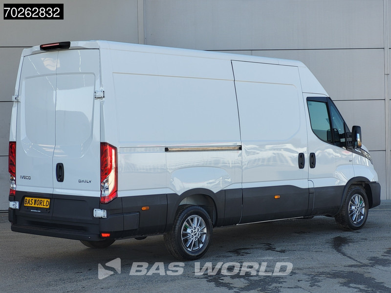 Iveco Daily 35S21 3.0L Automaat 210PK L2H2 2025-Model 3,5t Trekvermogen ACC LED CarPlay Camera Parkeersensoren Velgen Euro6 L2 12m3 Airco - Panel van: picture 3 Iveco Daily 35S21 3.0L Automaat 210PK L2H2 2025-Model 3,5t Trekvermogen ACC LED CarPlay Camera Parkeersensoren Velgen Euro6 L2 12m3 Airco - Panel van: picture 3