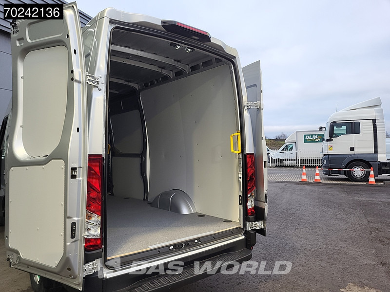 Iveco Daily 35S21 3.0L Automaat L2H2 210PK 2025-Model 3,5t Trekgewicht ACC LED Navi LM-Velgen Camera Euro6 L2 12m3 Airco - Panel van: picture 5 Iveco Daily 35S21 3.0L Automaat L2H2 210PK 2025-Model 3,5t Trekgewicht ACC LED Navi LM-Velgen Camera Euro6 L2 12m3 Airco - Panel van: picture 5