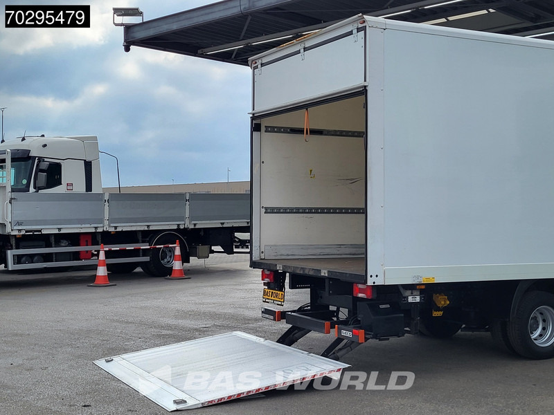 Iveco Daily 70C18 3.0L Automaat Laadklep 7tons 6meter Bakwagen Luchtvering Airco Cruise Meubelbak Koffer 36m3 Airco Cruise control - Box van: picture 3 Iveco Daily 70C18 3.0L Automaat Laadklep 7tons 6meter Bakwagen Luchtvering Airco Cruise Meubelbak Koffer 36m3 Airco Cruise control - Box van: picture 3