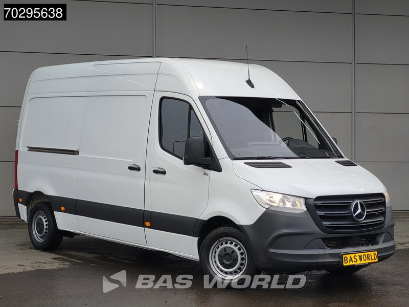 Mercedes-Benz Sprinter 311 CDI L2H2 Airco Cruise MBUX CarPlay Euro6 L2 12m3 Airco Cruise control - Small van: picture 3 Mercedes-Benz Sprinter 311 CDI L2H2 Airco Cruise MBUX CarPlay Euro6 L2 12m3 Airco Cruise control - Small van: picture 3