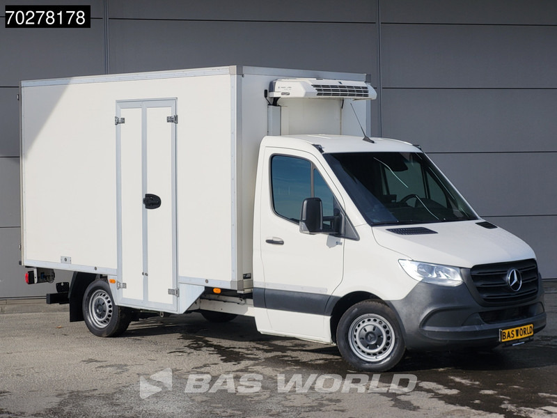 Mercedes-Benz Sprinter 314 CDI Automaat Bi Temp Koelwagen Thermo King V-300 Max Koeler Koel Vries Vriezer Kühlkasten Airco Cruise control - Refrigerated van: picture 3 Mercedes-Benz Sprinter 314 CDI Automaat Bi Temp Koelwagen Thermo King V-300 Max Koeler Koel Vries Vriezer Kühlkasten Airco Cruise control - Refrigerated van: picture 3