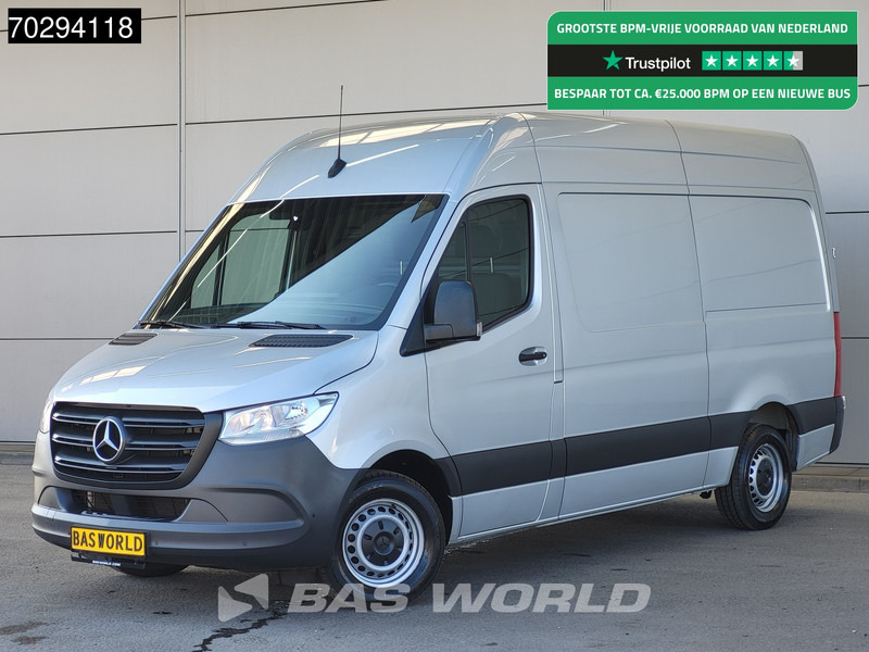 Mercedes-Benz Sprinter 315 CDI Automaat L2H2 150PK Airco Camera Parkeersensoren MBUX CarPlay Euro6 L2 12m3 Airco - Small van: picture 1 Mercedes-Benz Sprinter 315 CDI Automaat L2H2 150PK Airco Camera Parkeersensoren MBUX CarPlay Euro6 L2 12m3 Airco - Small van: picture 1
