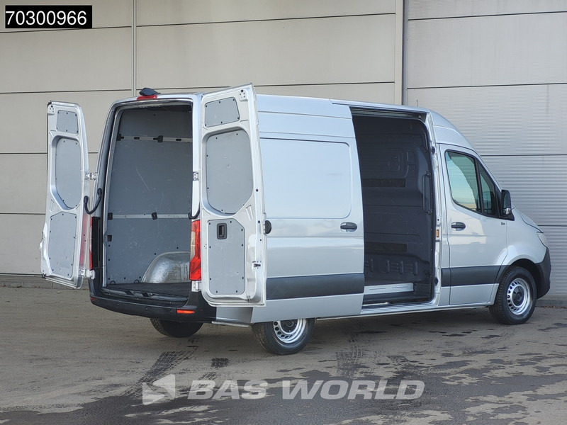 Mercedes-Benz Sprinter 315 CDI Automaat L2H2 150PK Airco Camera Parkeersensoren MBUX CarPlay Euro6 L2 Airco - Small van: picture 3 Mercedes-Benz Sprinter 315 CDI Automaat L2H2 150PK Airco Camera Parkeersensoren MBUX CarPlay Euro6 L2 Airco - Small van: picture 3