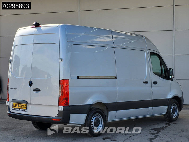 Mercedes-Benz Sprinter 315 CDI COMING SOON! Automaat L2H2 150PK Airco Camera Parkeersensoren MBUX CarPlay Euro6 L2 12m3 Airco - Small van: picture 5 Mercedes-Benz Sprinter 315 CDI COMING SOON! Automaat L2H2 150PK Airco Camera Parkeersensoren MBUX CarPlay Euro6 L2 12m3 Airco - Small van: picture 5