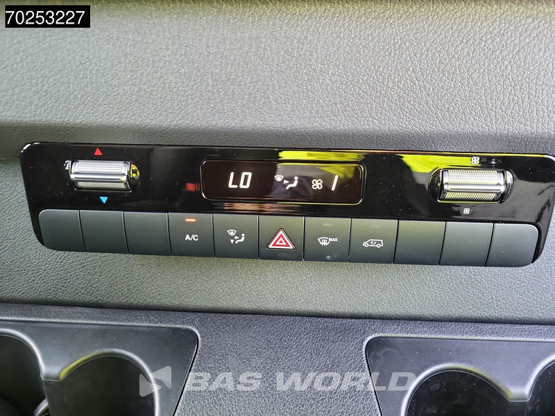 New Panel van Mercedes-Benz Sprinter 319 CDI 190PK Black Edition 2025 Model LED Camera MBUX Airco Cruise L2 11m3 Airco Cruise control: picture 16