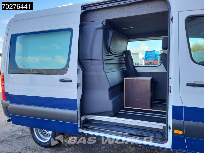 Mercedes-Benz Sprinter 519 CDI 3.0L V6 Automaat Dubbel Cabine L2H2 Dubbellucht 3,5t Trekhaak Camera Airco Cruise Doka Mixto L2 8m3 Airco Dubbel cabine - Panel van: picture 3 Mercedes-Benz Sprinter 519 CDI 3.0L V6 Automaat Dubbel Cabine L2H2 Dubbellucht 3,5t Trekhaak Camera Airco Cruise Doka Mixto L2 8m3 Airco Dubbel cabine - Panel van: picture 3