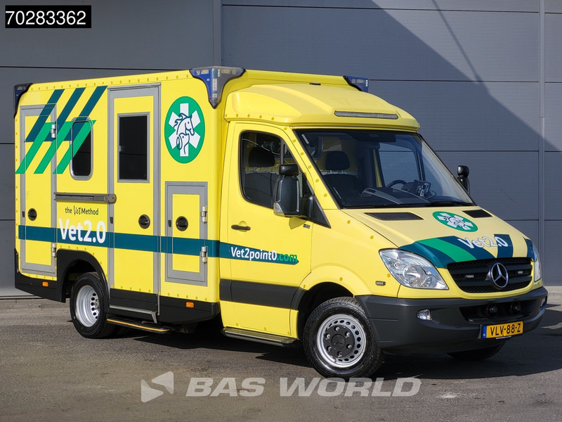 Mercedes-Benz Sprinter 519 CDI MARGE! 3.0L V6 Automaat 190PK Ambulance Trekhaak Airco Cruise APK 02-2026 Euro6 Rettungswagen Krankenwagen 13m3 Airco Tr - Ambulance: picture 5 Mercedes-Benz Sprinter 519 CDI MARGE! 3.0L V6 Automaat 190PK Ambulance Trekhaak Airco Cruise APK 02-2026 Euro6 Rettungswagen Krankenwagen 13m3 Airco Tr - Ambulance: picture 5