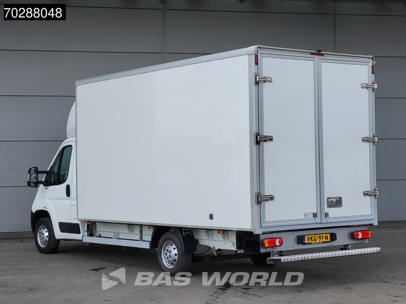 Peugeot Boxer 165PK Bakwagen Achterdeuren Navi Airco Cruise Camera Lat om Lat Euro6 Meubelbak Koffer 23m3 Cruise control - Box van: picture 2 Peugeot Boxer 165PK Bakwagen Achterdeuren Navi Airco Cruise Camera Lat om Lat Euro6 Meubelbak Koffer 23m3 Cruise control - Box van: picture 2