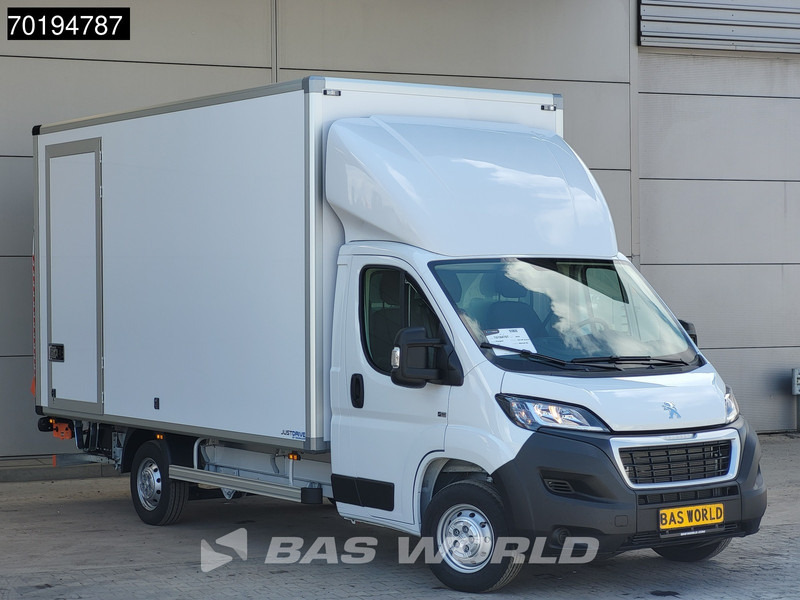 Peugeot Boxer 165PK Bakwagen Laadklep Zijdeur Lat om lat Airco Bluetooth Radio Meubelbak Koffer Gesloten laadbak 21m3 Airco Cruise control - Box van: picture 5 Peugeot Boxer 165PK Bakwagen Laadklep Zijdeur Lat om lat Airco Bluetooth Radio Meubelbak Koffer Gesloten laadbak 21m3 Airco Cruise control - Box van: picture 5
