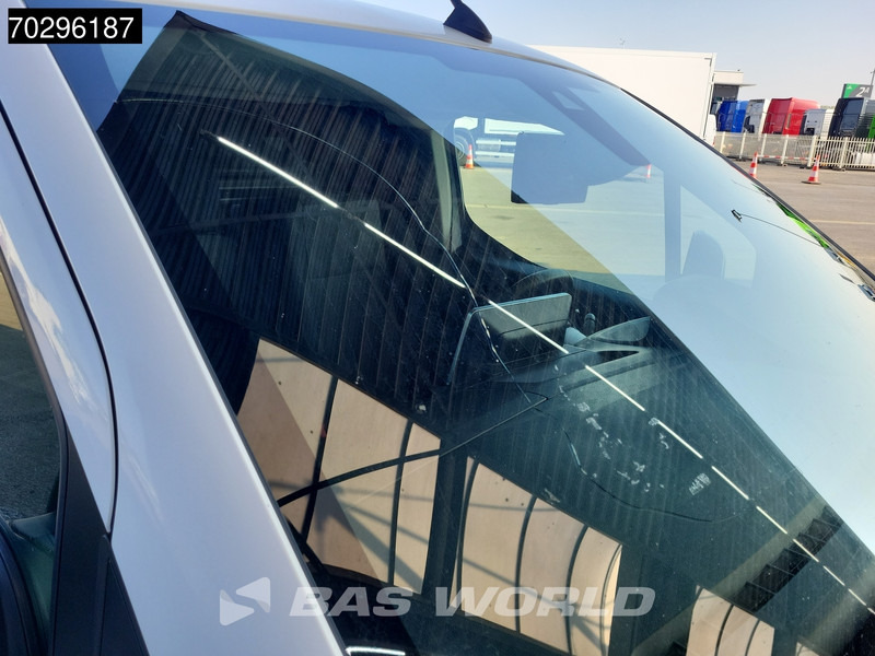 Small van Peugeot Partner 130pk Benzine Emissievrij L1H1 Navi Airco Cruise Parkeersensoren Euro6 L1 Kompakt Airco Trekhaak Cruise control: picture 19 Small van Peugeot Partner 130pk Benzine Emissievrij L1H1 Navi Airco Cruise Parkeersensoren Euro6 L1 Kompakt Airco Trekhaak Cruise control: picture 19
