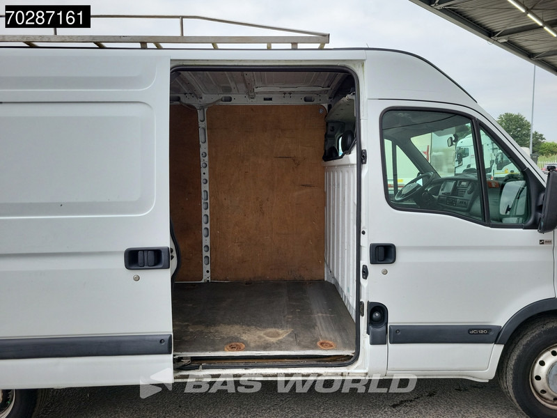 Renault Master 120PK L2H2 Trekhaak Airco Camera Imperiaal APK 04-2026 L2 10m3 Airco Trekhaak - Panel van: picture 5 Renault Master 120PK L2H2 Trekhaak Airco Camera Imperiaal APK 04-2026 L2 10m3 Airco Trekhaak - Panel van: picture 5