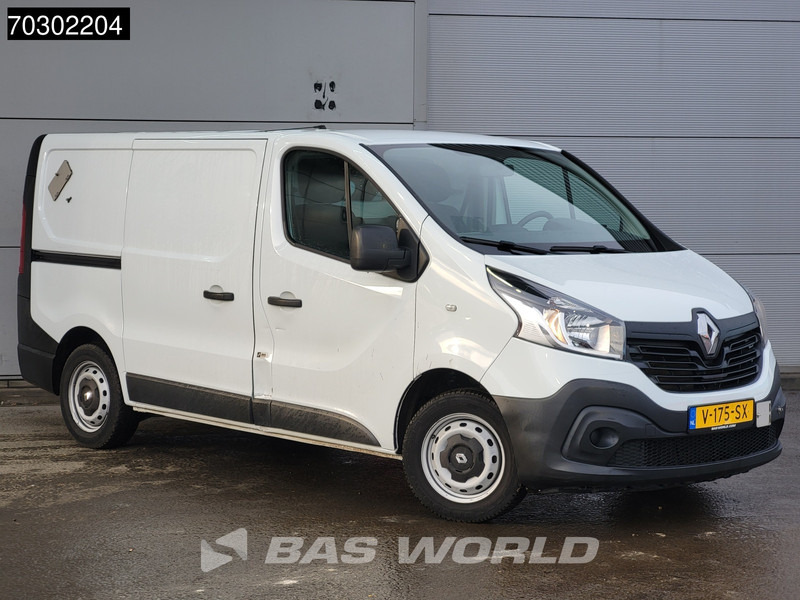 Renault Trafic 120pk L1H1 Trekhaak Airco Cruise Parkeersensoren APK 08-2026 Euro6 L1 Airco Trekhaak Cruise control - Small van: picture 3 Renault Trafic 120pk L1H1 Trekhaak Airco Cruise Parkeersensoren APK 08-2026 Euro6 L1 Airco Trekhaak Cruise control - Small van: picture 3