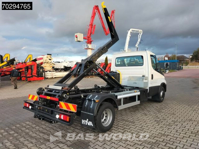 Iveco Daily 70C18 5 Tonnes Hooklift Euro 6 A/C - Tipper van: picture 5 Iveco Daily 70C18 5 Tonnes Hooklift Euro 6 A/C - Tipper van: picture 5