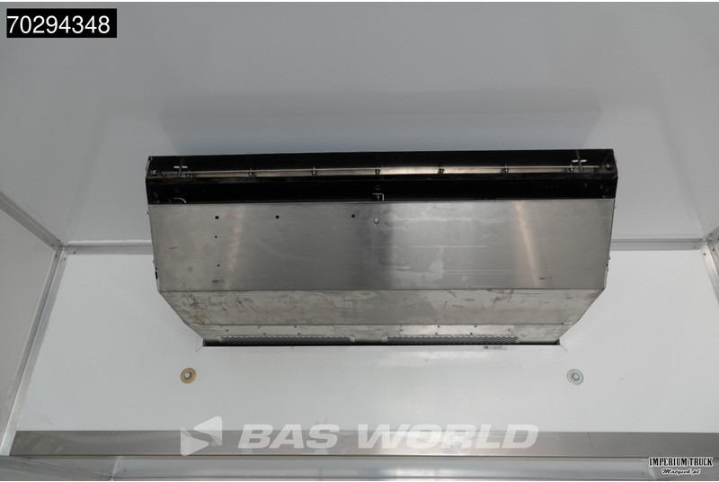 MAN TGX 26.520 TGX 6X2 Thermo King T-1000 R Automatic Lift-Steering Axle Euro 6 leasing MAN TGX 26.520 TGX 6X2 Thermo King T-1000 R Automatic Lift-Steering Axle Euro 6: picture 15 MAN TGX 26.520 TGX 6X2 Thermo King T-1000 R Automatic Lift-Steering Axle Euro 6 leasing MAN TGX 26.520 TGX 6X2 Thermo King T-1000 R Automatic Lift-Steering Axle Euro 6: picture 15