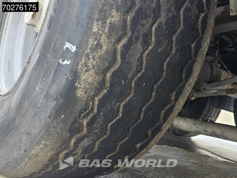 Tank semi-trailer for transportation of food SPITZER SF2755/4P 3 axles 55 m3 Liftachse: picture 10 Tank semi-trailer for transportation of food SPITZER SF2755/4P 3 axles 55 m3 Liftachse: picture 10