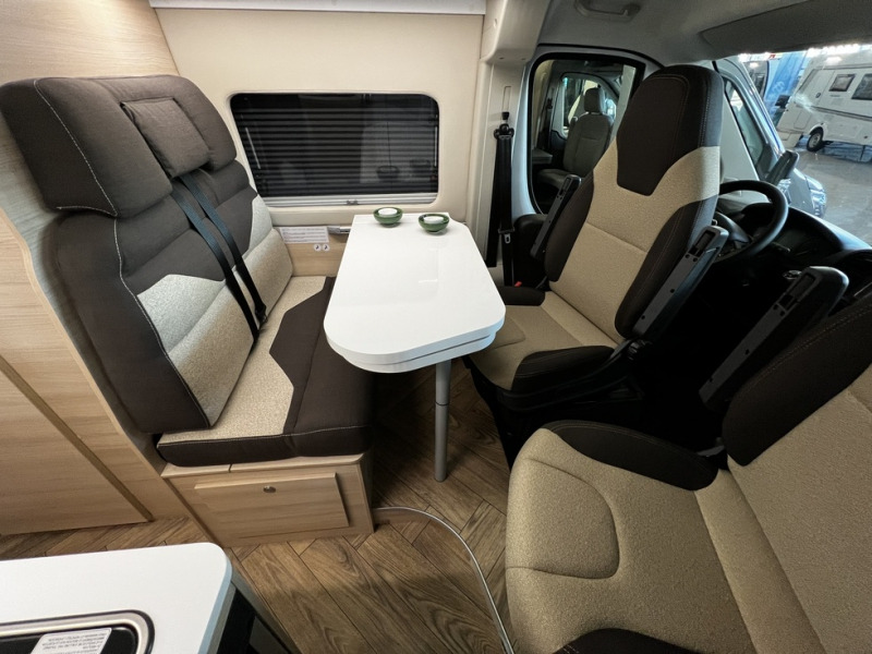 Chausson V594S First Line - Camper van: picture 3 Chausson V594S First Line - Camper van: picture 3