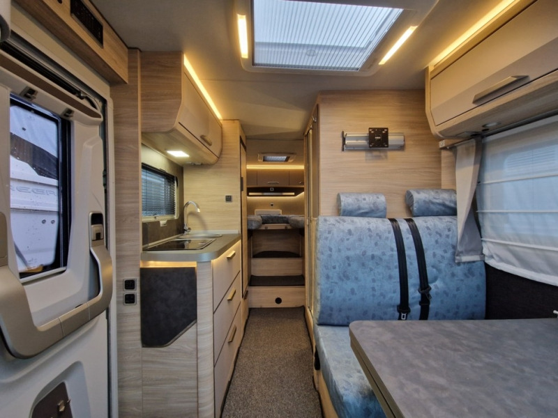 Semi-integrated motorhome Knaus Van Ti Plus 650 MEG Platinum Selection: picture 10 Semi-integrated motorhome Knaus Van Ti Plus 650 MEG Platinum Selection: picture 10