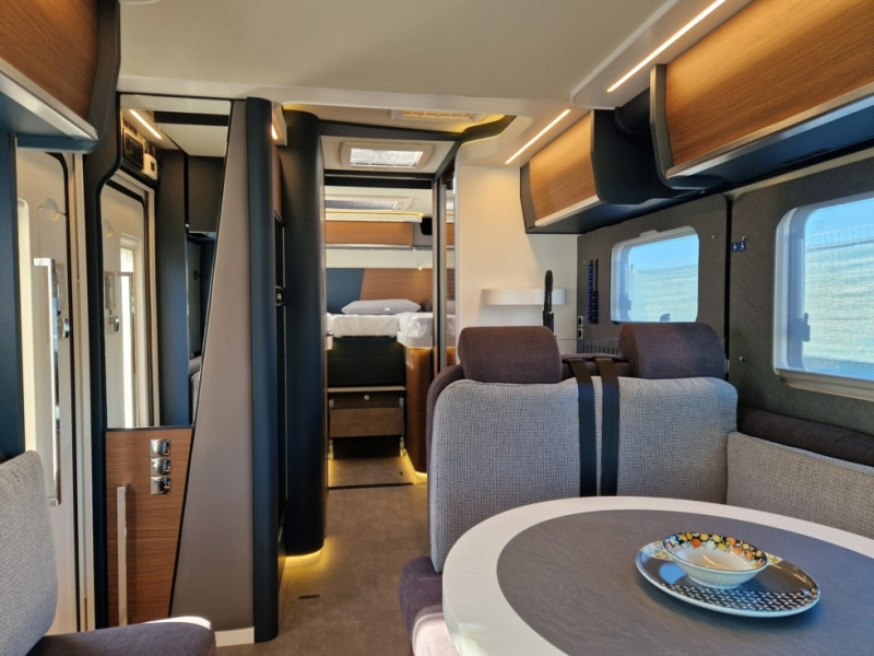 New Semi-integrated motorhome Laika Kreos 5009 L: picture 11