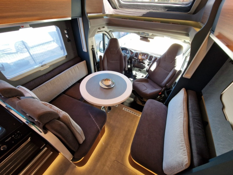 New Semi-integrated motorhome Laika Kreos 5009 L: picture 10