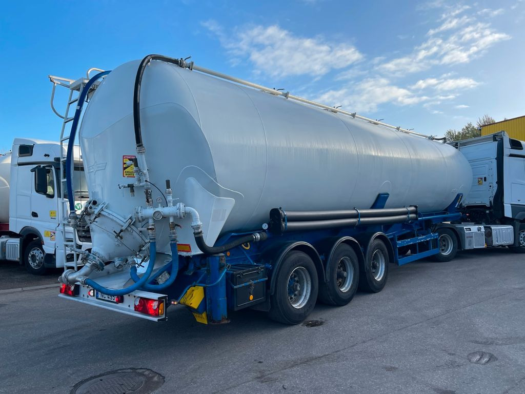 Spitzer 60.000Liter - Silo semi-trailer: picture 5 Spitzer 60.000Liter - Silo semi-trailer: picture 5