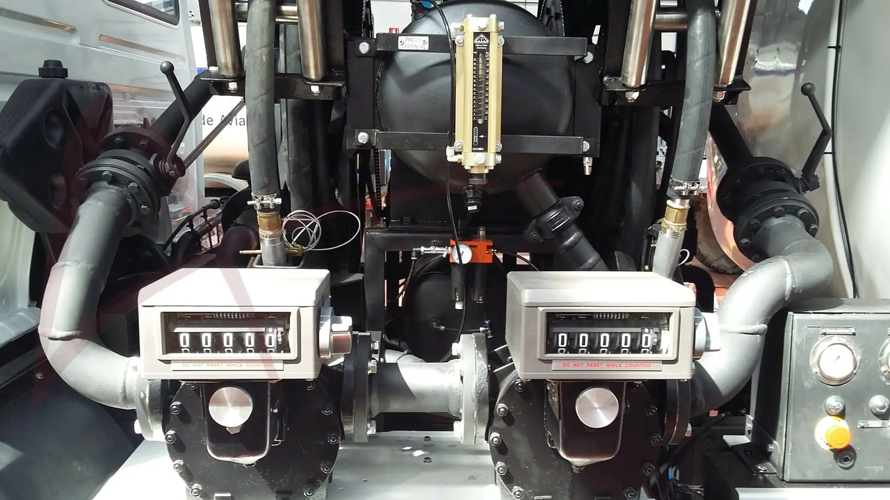 AVGAS B-100 - Tank truck: picture 4 AVGAS B-100 - Tank truck: picture 4