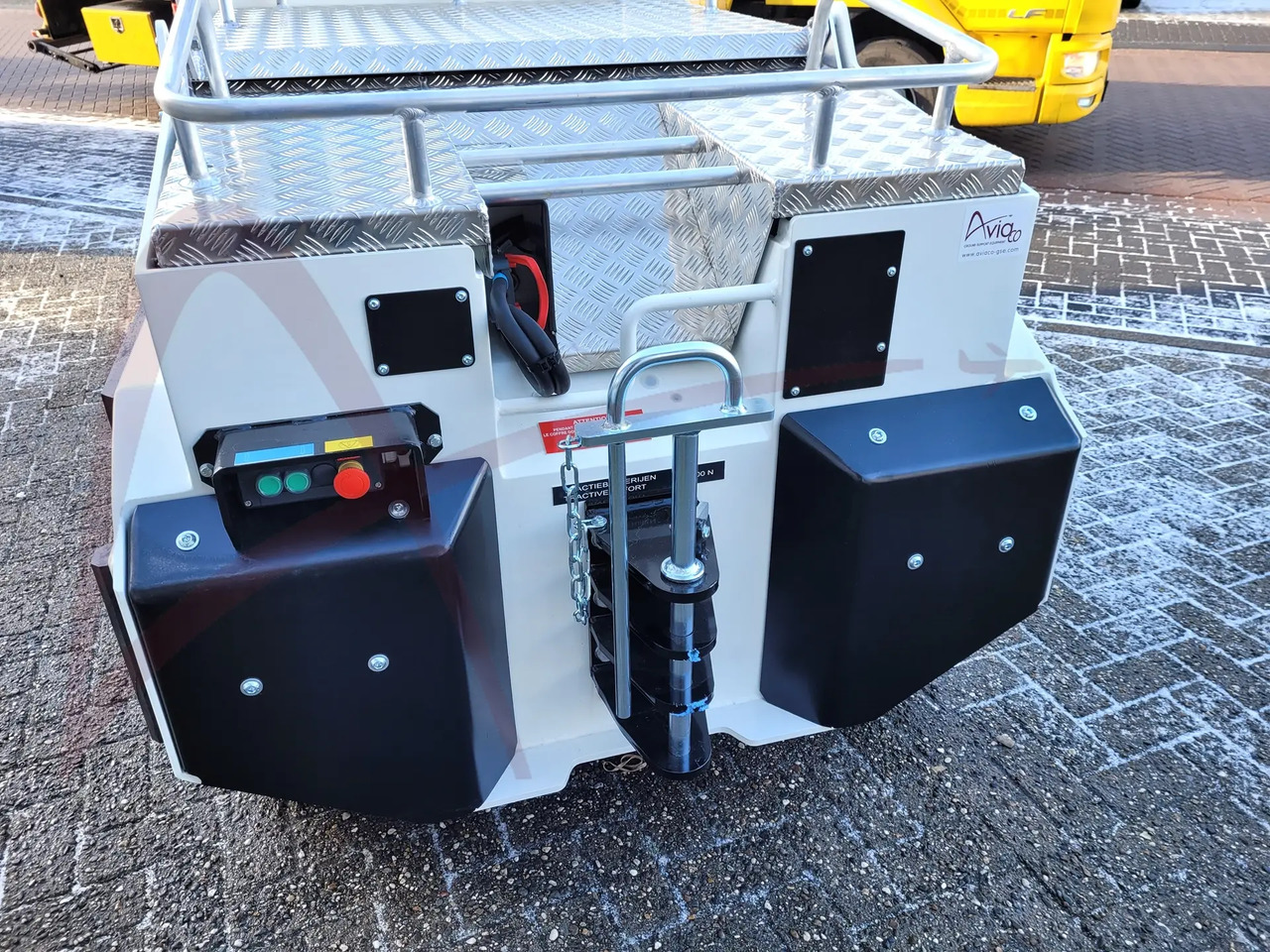 CHARLATTE T135 EVO - Baggage tractor: picture 5 CHARLATTE T135 EVO - Baggage tractor: picture 5