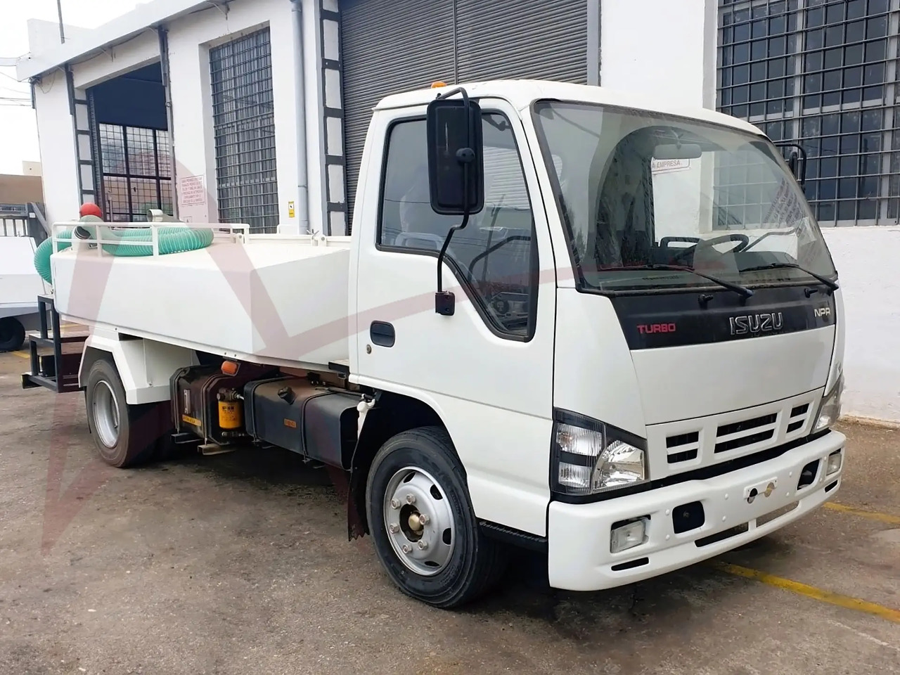 DENGE LT-01 - Lavatory service truck: picture 2 DENGE LT-01 - Lavatory service truck: picture 2