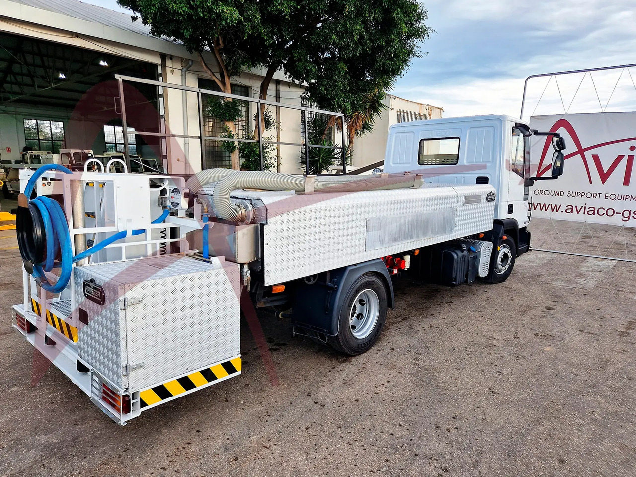 MARZASA PLE-2.8-0.2-TN - Lavatory service truck: picture 3 MARZASA PLE-2.8-0.2-TN - Lavatory service truck: picture 3